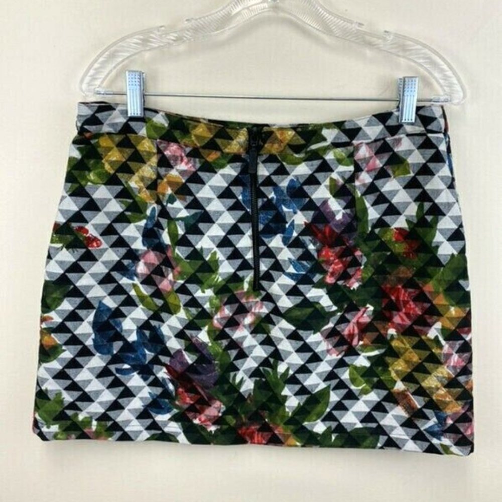 NWT Topshop US 10 Black White Diamond Geo Watercolor Floral Skirt - Picture 2 of 4